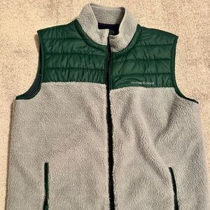 EUC Vineyard Vines Sherpa Vest